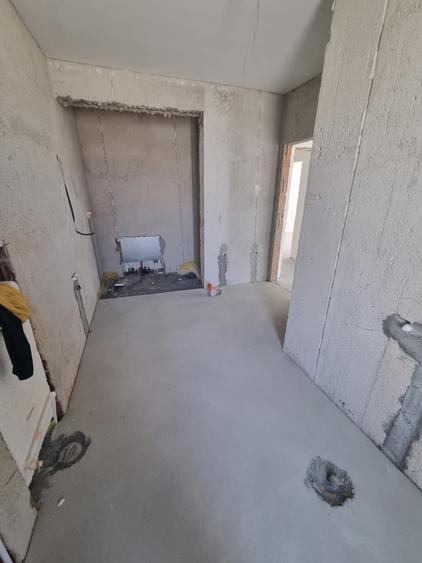 Casă individuală cu 6 camere cu Teren 350 Mp în Cetate