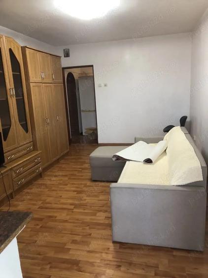 Apartament cu 2 camere semidecomandat în Far