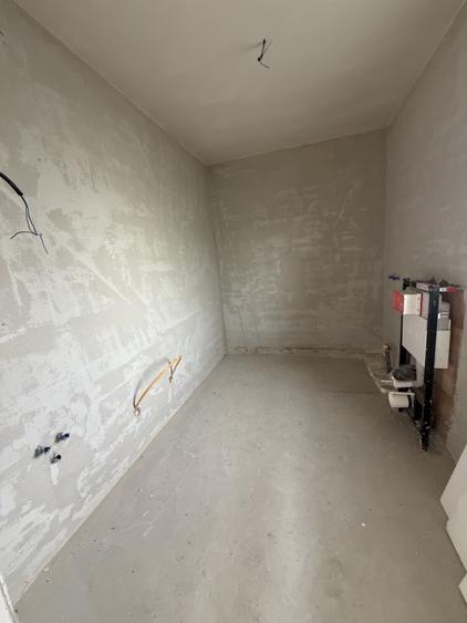 Duplex cu 4 camere cu Canalizare în Florești