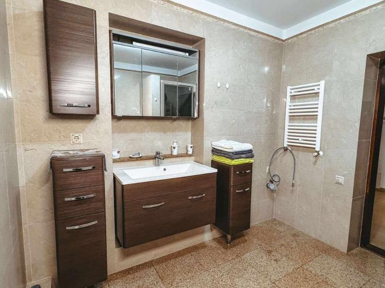 Apartament cu 2 camere nedecomandat în Făget