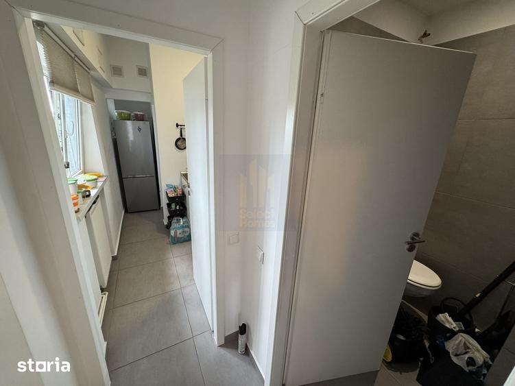 Apartament cu 3 camere semidecomandat, mobilat în Eminescu