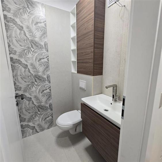 Apartament cu 4 camere decomandat în Copou