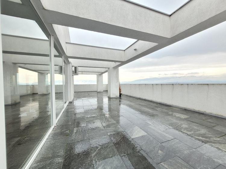 Apartament cu 3 camere decomandat, mobilat în Mihai Viteazul