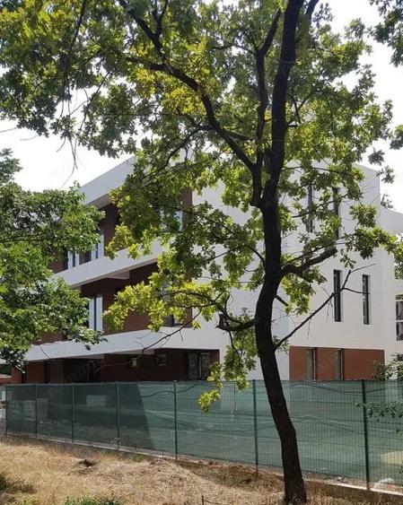 Spațiu comercial, de 800 mp, în Central