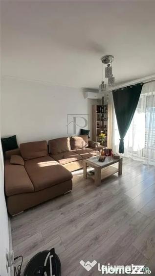Apartament cu 3 camere decomandat în Braytim