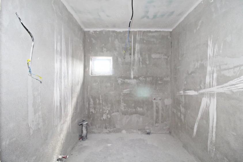 Casă cu Teren 445 Mp în Cumpăna