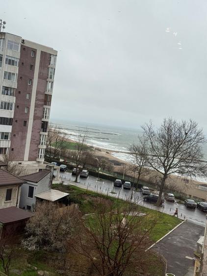 Apartament cu 4 camere decomandat, mobilat în Central