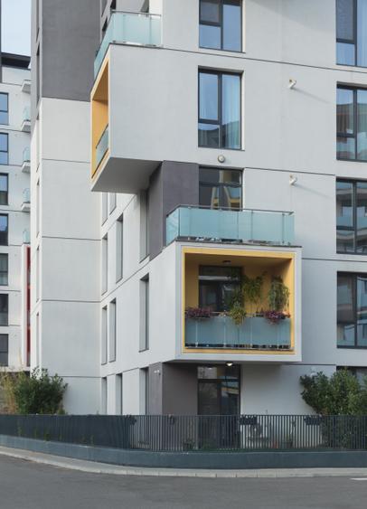 Apartament cu 2 camere semidecomandat în Tipografilor