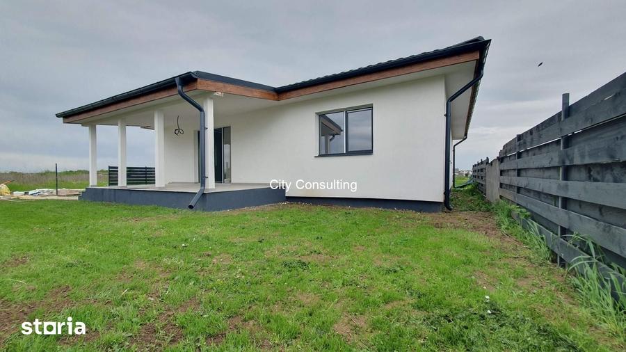 Casă cu 3 camere cu Teren 365 Mp în Crevedia
