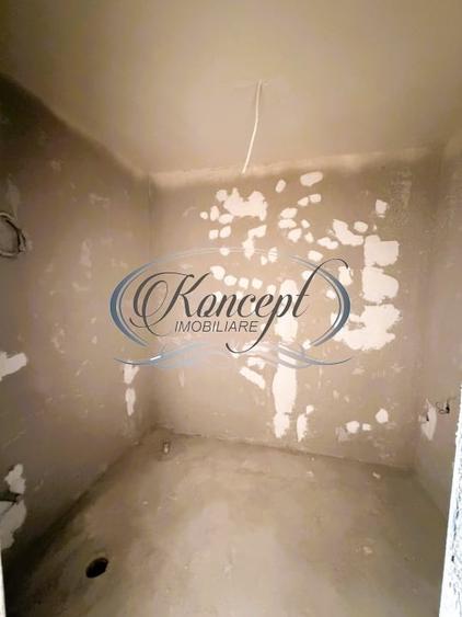 Apartament cu 2 camere semidecomandat în Sopor