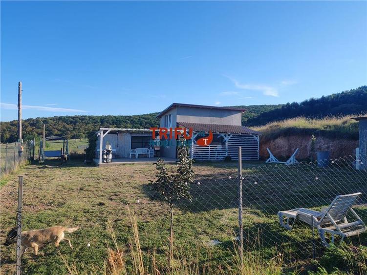 Teren Construcții intravilan de 430 mp, în Micești