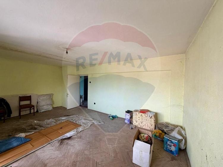 Apartament cu 3 camere de vânzare în zona Brailei - 4