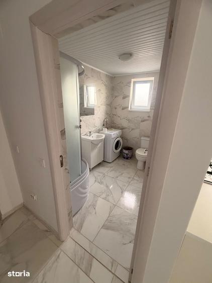 Apartament cu 2 camere semidecomandat în Șimnicu de Sus