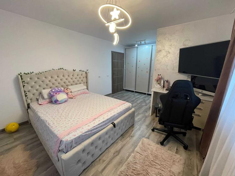 Casă cu 4 camere în Puchenii Mici