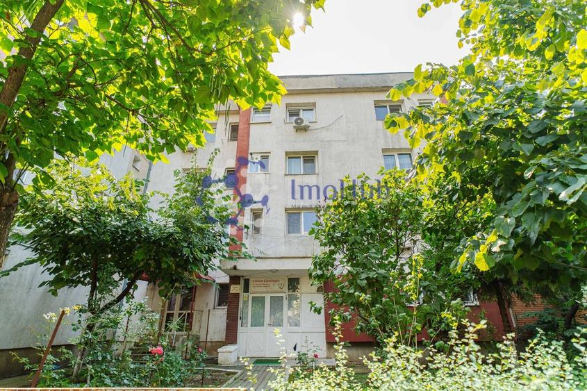Garsonieră decomandată, mobilată în Gară