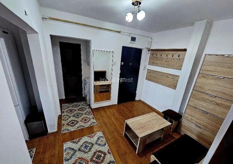Apartament cu 2 camere, renovat și complet mobilat, 78.000 Euro