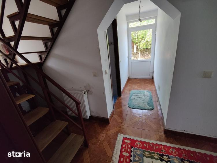 Casă cu 3 camere cu Teren 350 Mp în Miroslava