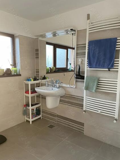 Casă cu 4 camere cu Teren 900 Mp în Vârteju