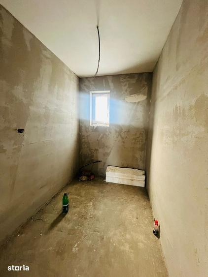 Casă cu 4 camere cu Teren 447 Mp în Sântandrei