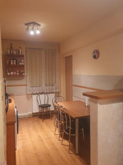 Apartament cu 2 camere semidecomandat în UTA