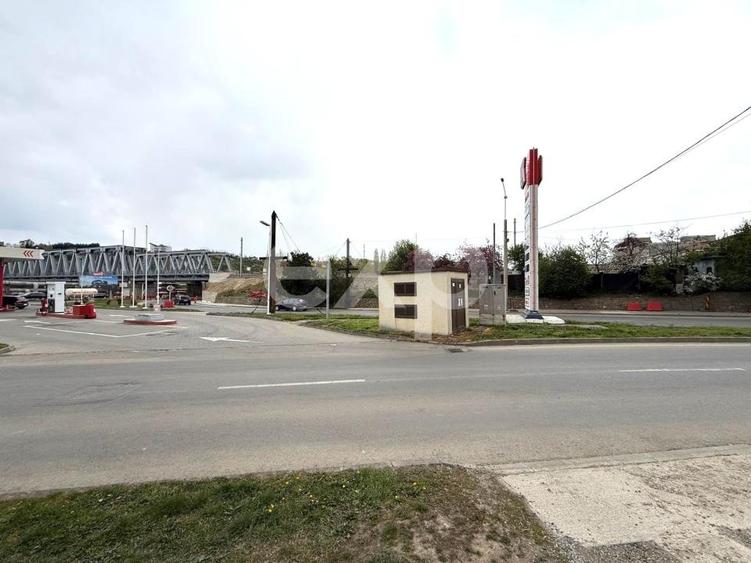 Birou, de 120 mp, în Valenta