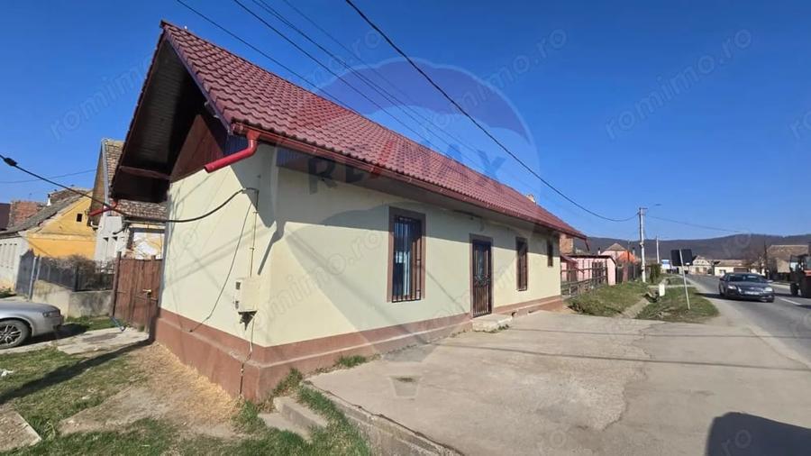 Casă cu 2 camere cu Teren 226 Mp în Hoghilag