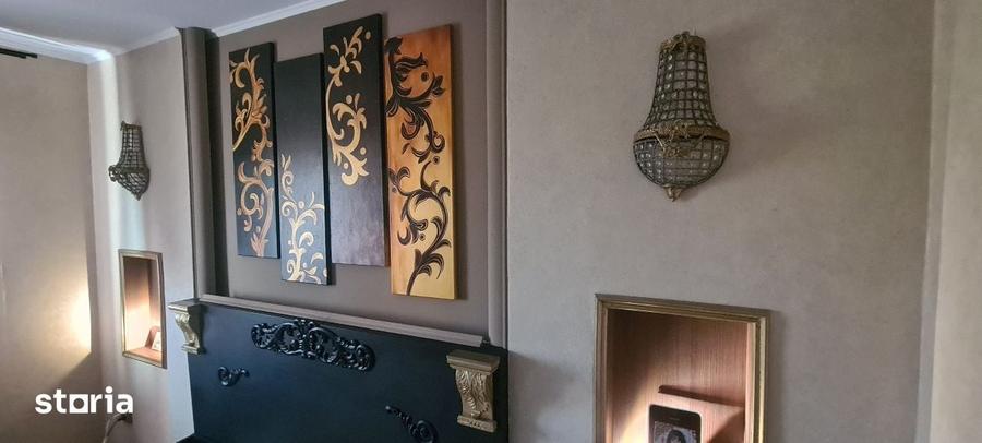 Casă cu 5 camere cu Teren 2500 Mp în Ghercești