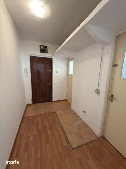 Apartament cu 2 camere semidecomandat în Malu Roșu