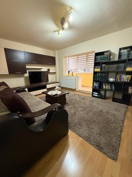 Apartament 3 camere, 75 mp, zona Cornițoiu - 1