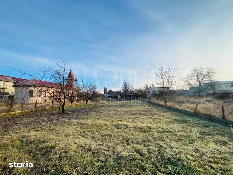 Casă cu 5 camere cu Teren 1485 Mp în Între Lacuri