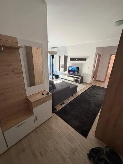 Apartament cu 2 camere decomandat în Ghiroda