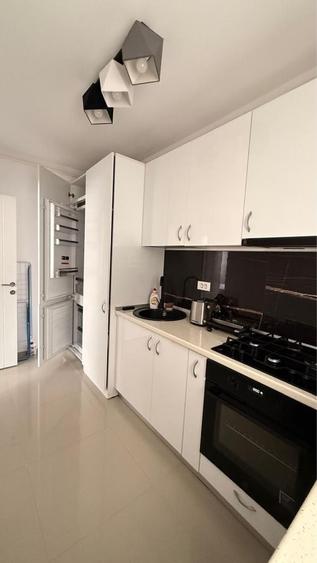 Apartament cu 2 camere semidecomandat în Titan