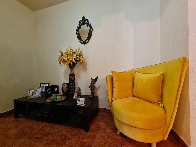 Apartament cu 3 camere decomandat, mobilat în Casa de Cultură
