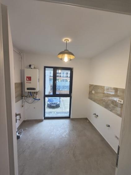 Apartament cu 2 camere decomandat, mobilat în Berceni
