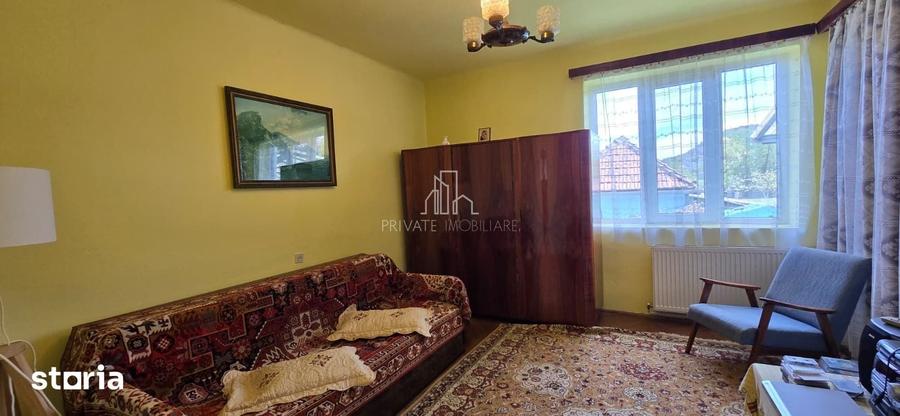 Casă cu 5 camere cu Teren 750 Mp în Central