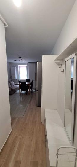 Apartament cu 2 camere decomandat în Florești
