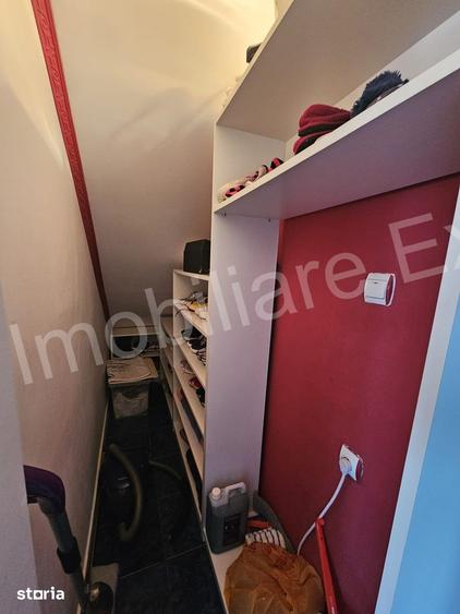 Casă cu 3 camere cu Teren 290 Mp în Central