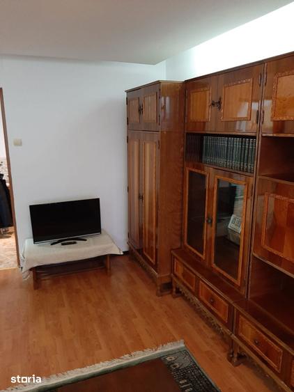 Apartament cu 2 camere decomandat în Circumvalațiunii