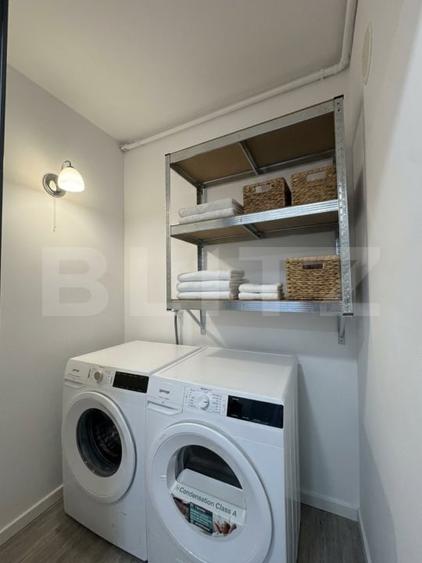 Apartament cu 3 camere semidecomandat, mobilat în Florești