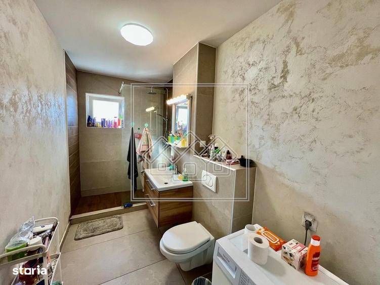 Apartament cu 3 camere în Piața Cluj