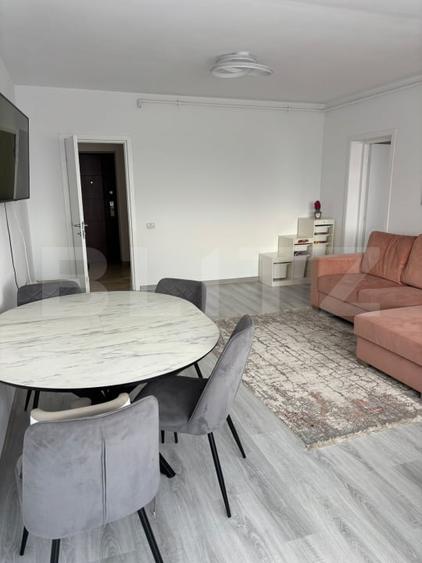 Apartament cu 2 camere decomandat, mobilat în Sânpetru