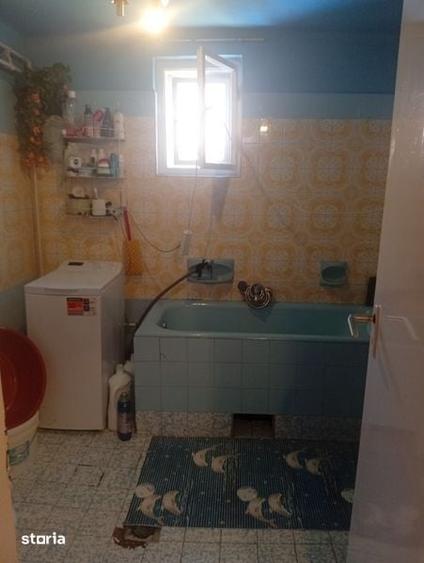 Casă cu 3 camere cu Teren 120 Mp în Central