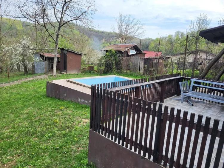 Casă cu 3 camere în Central