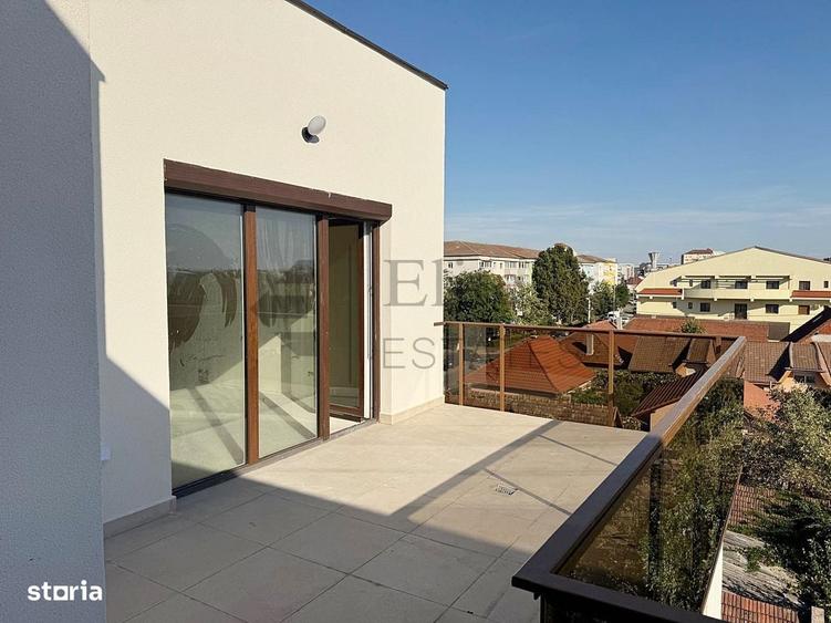 Apartament cu 3 camere în Iosia