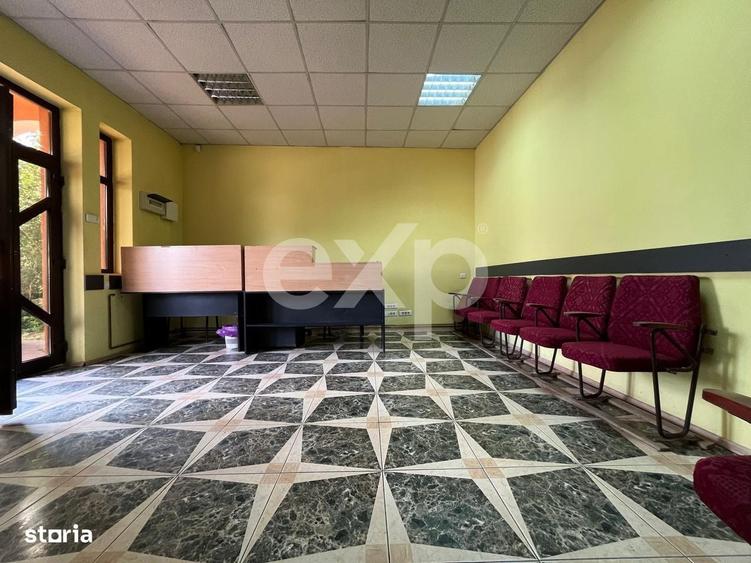 Casă cu 3 camere în Corbii Mari