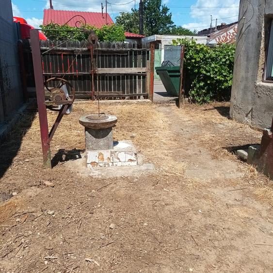 Teren de 214 mp, în Central