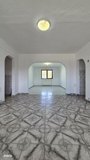 Apartament cu 4 camere în Central