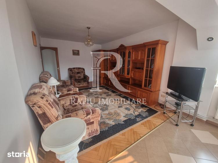 Apartament cu 3 camere, mobilat în Central