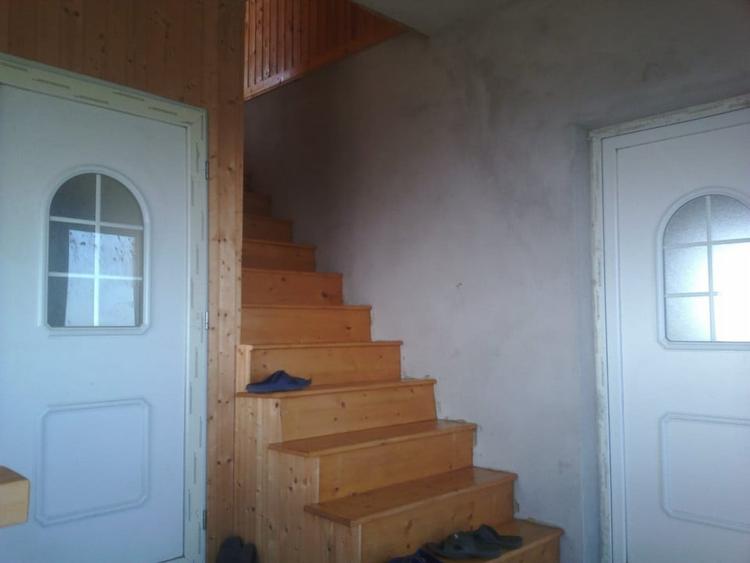 Casă cu 5 camere cu Teren 2000 Mp în Păltiniș