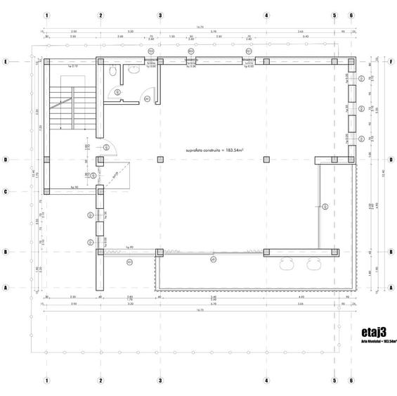 Spațiu comercial, de 1,000 mp, în Central